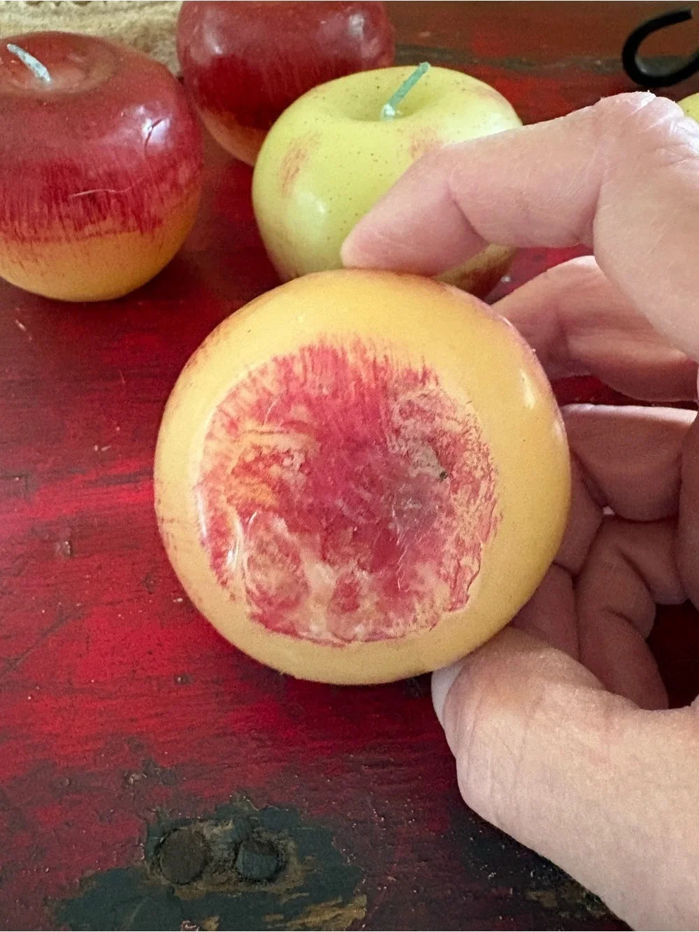 🍎Realistic Decorative Apple Candles